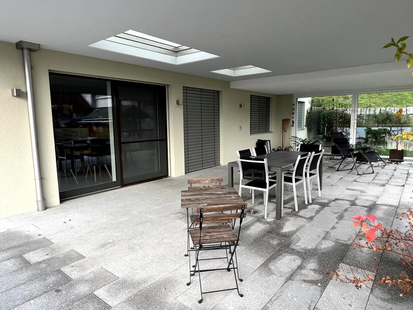 Moderne 4.5 Zi-Wohnung mit Traumbalkon - Photo 2 sur 8