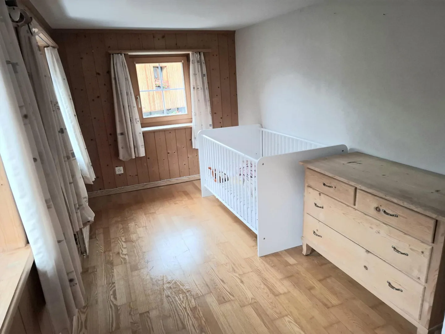 5.5 Room Apartment in Cumpadials - Photo 5 of 9
