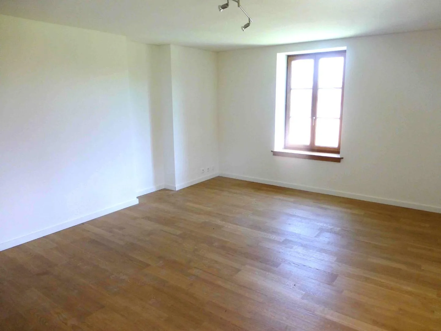 6-room apartment - Photo 4 of 7