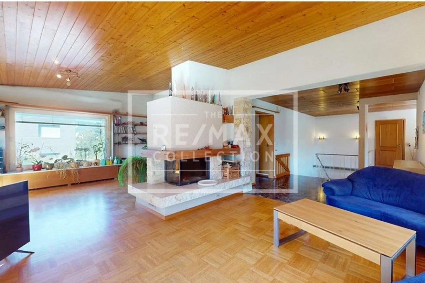 Family Paradise with a View of Biel - Two Apartments, Large Garden & Lots of Charm - Photo 2 of 13