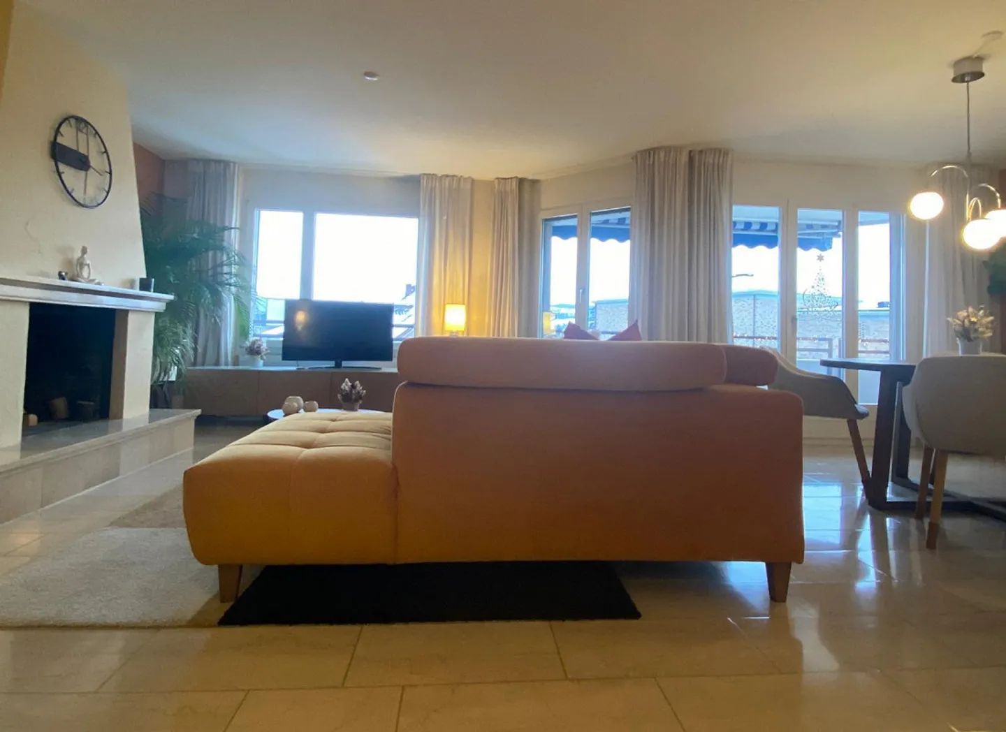 Appartamento Attico/Penthouse "In cima con vista sulle montagne e ascensore" - Foto 2 di 22