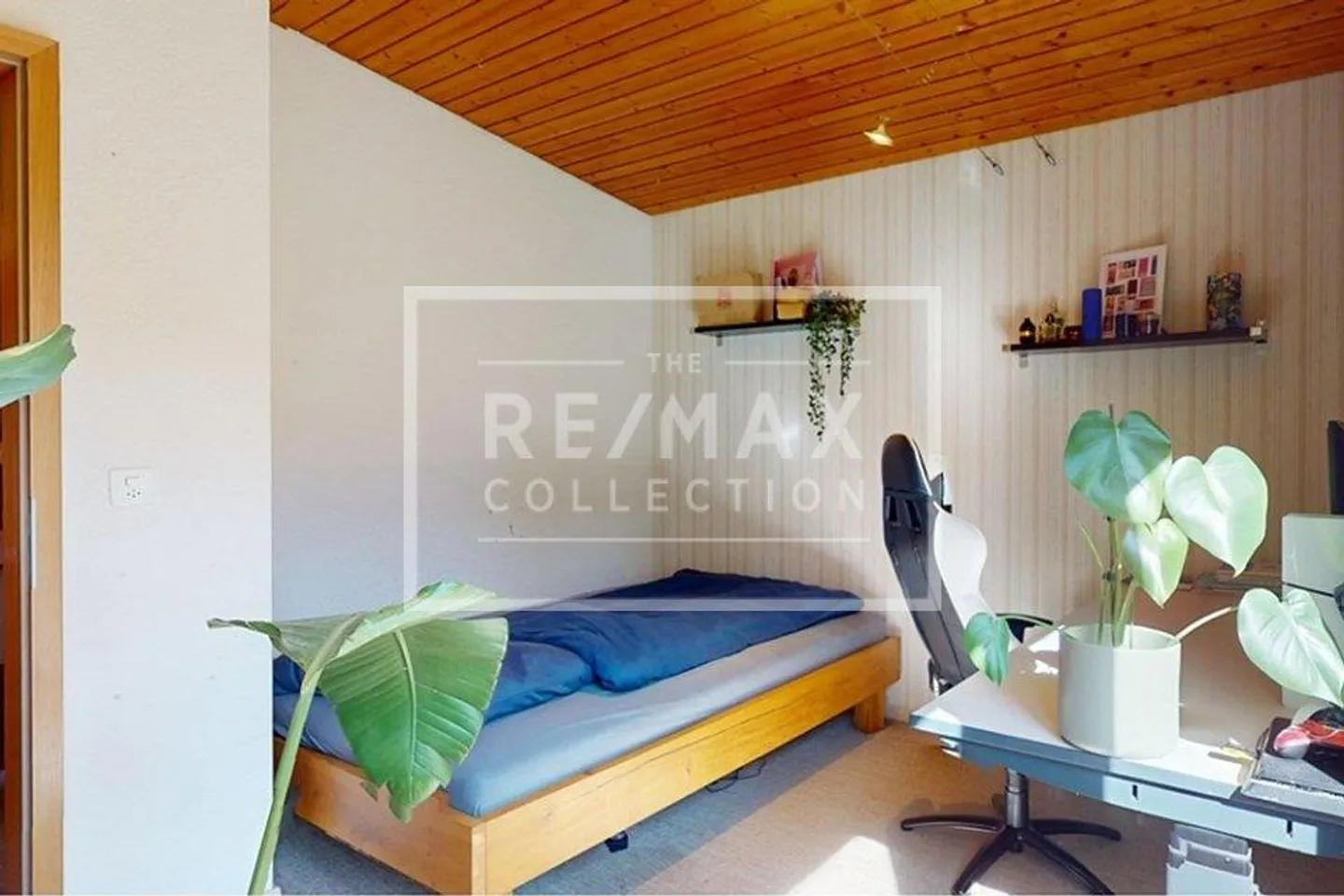 Family Paradise with a View of Biel - Two Apartments, Large Garden & Lots of Charm - Photo 10 of 13