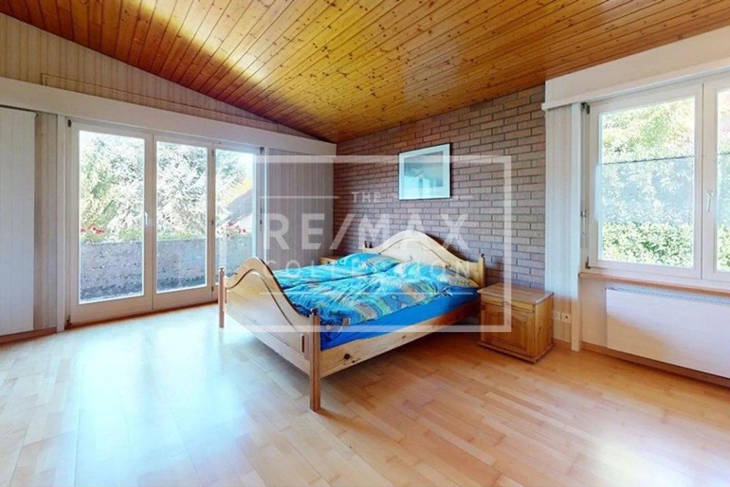 Family Paradise with a View of Biel - Two Apartments, Large Garden & Lots of Charm - Photo 8 of 13