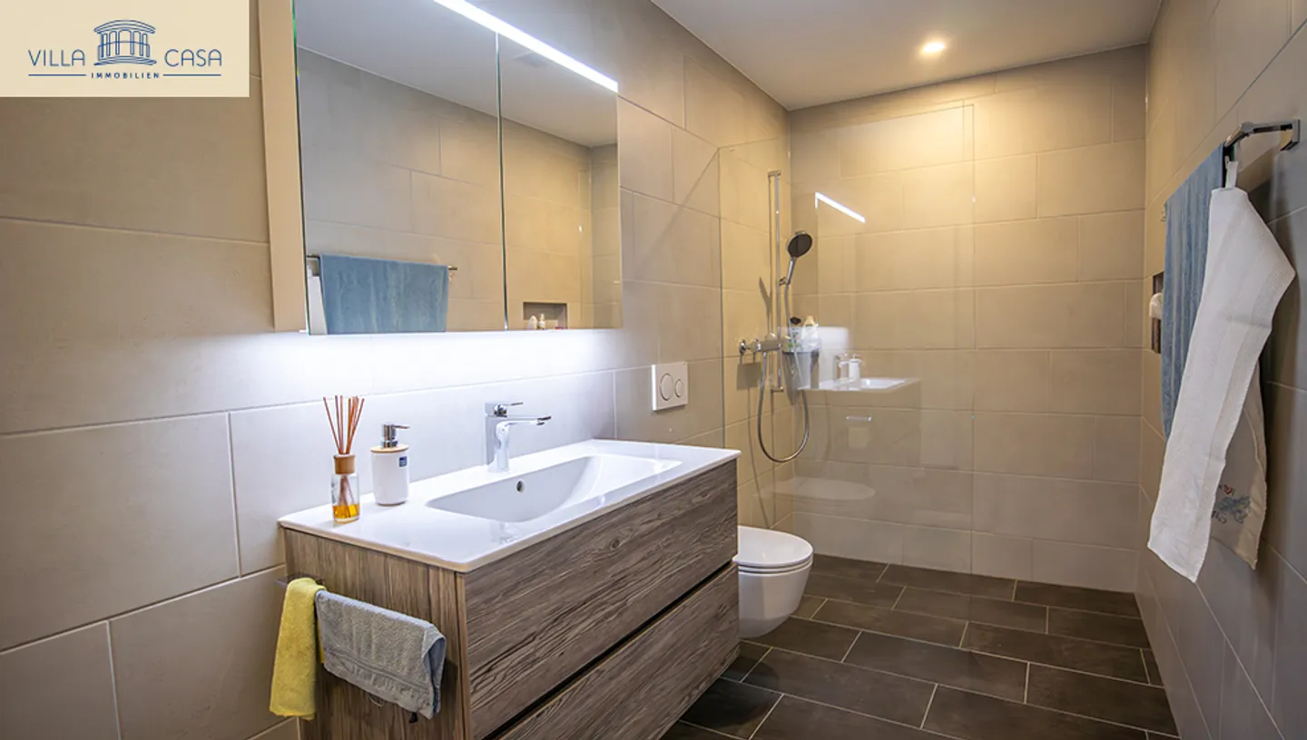 Appartamento moderno con terrazza di 88 m² e vista panoramica a Riggisberg - Foto 7 di 16
