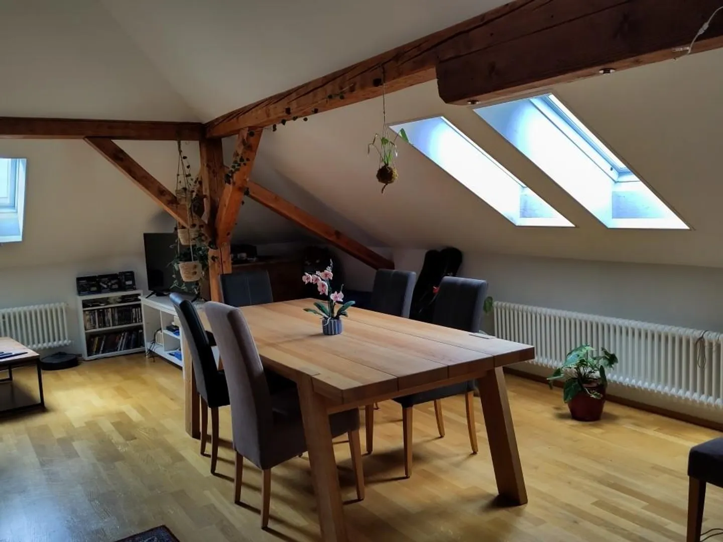 Charming 3.5-room attic apartment in a central location in Zurich - Photo 7 of 7
