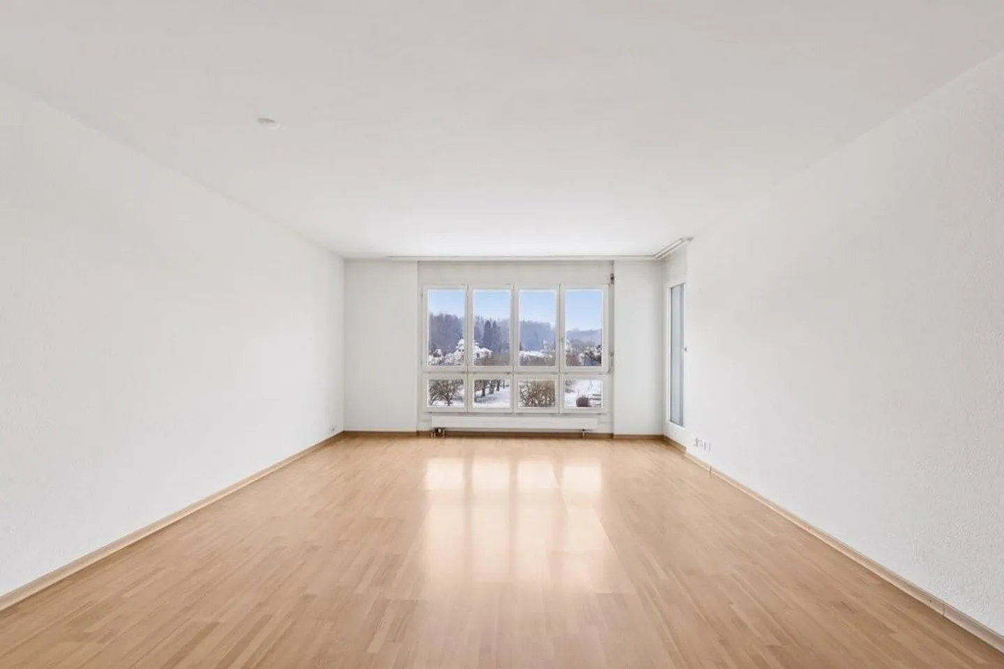 Appartement confortable entre la ville et la nature - Photo 3 sur 5