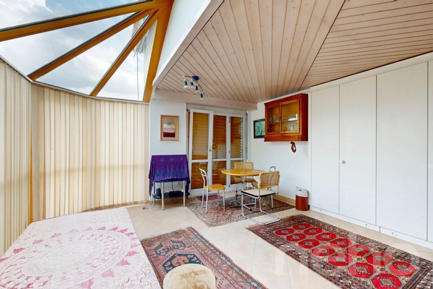 Maison multigénérationnelle avec vue dégagée dans un emplacement calme - Photo 7 sur 13