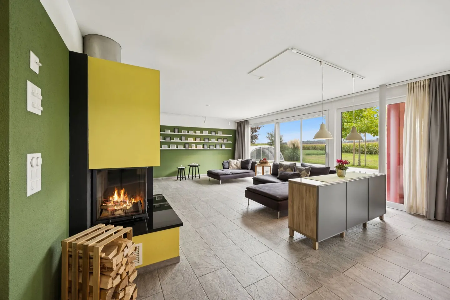 Maison individuelle spacieuse avec piscine et vue magnifique - Photo 5 sur 6