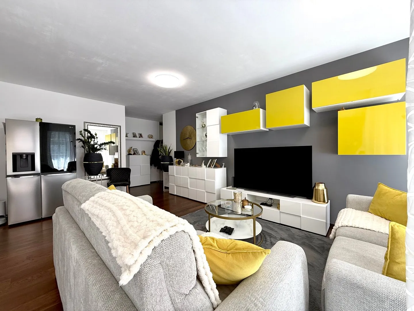 Lugano Viganello : Appartement moderne et confortable de 3,5 pièces en emplacement central - Photo 2 sur 12