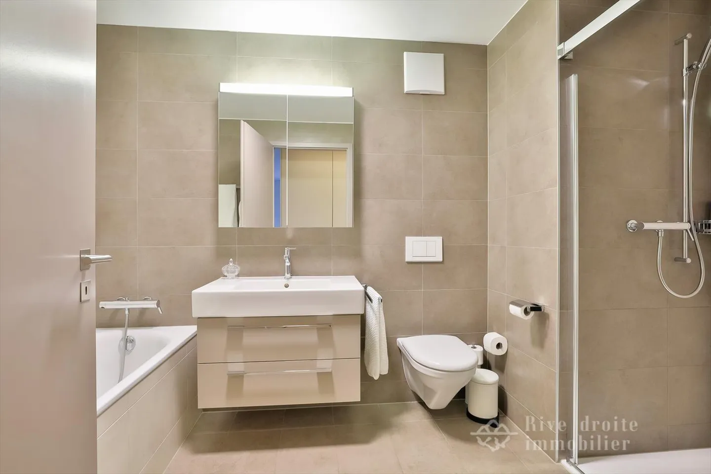 4.5 Room Apartment - Photo 12 of 14