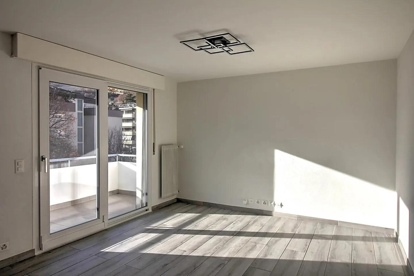 Situation optimale pour cet appartement 4.5 pièces - Photo 5 sur 12