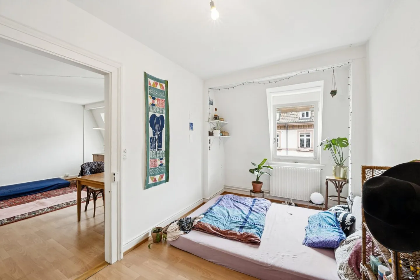 Bien d'investissement lucratif avec espace commercial et potentiel - Photo 3 sur 6