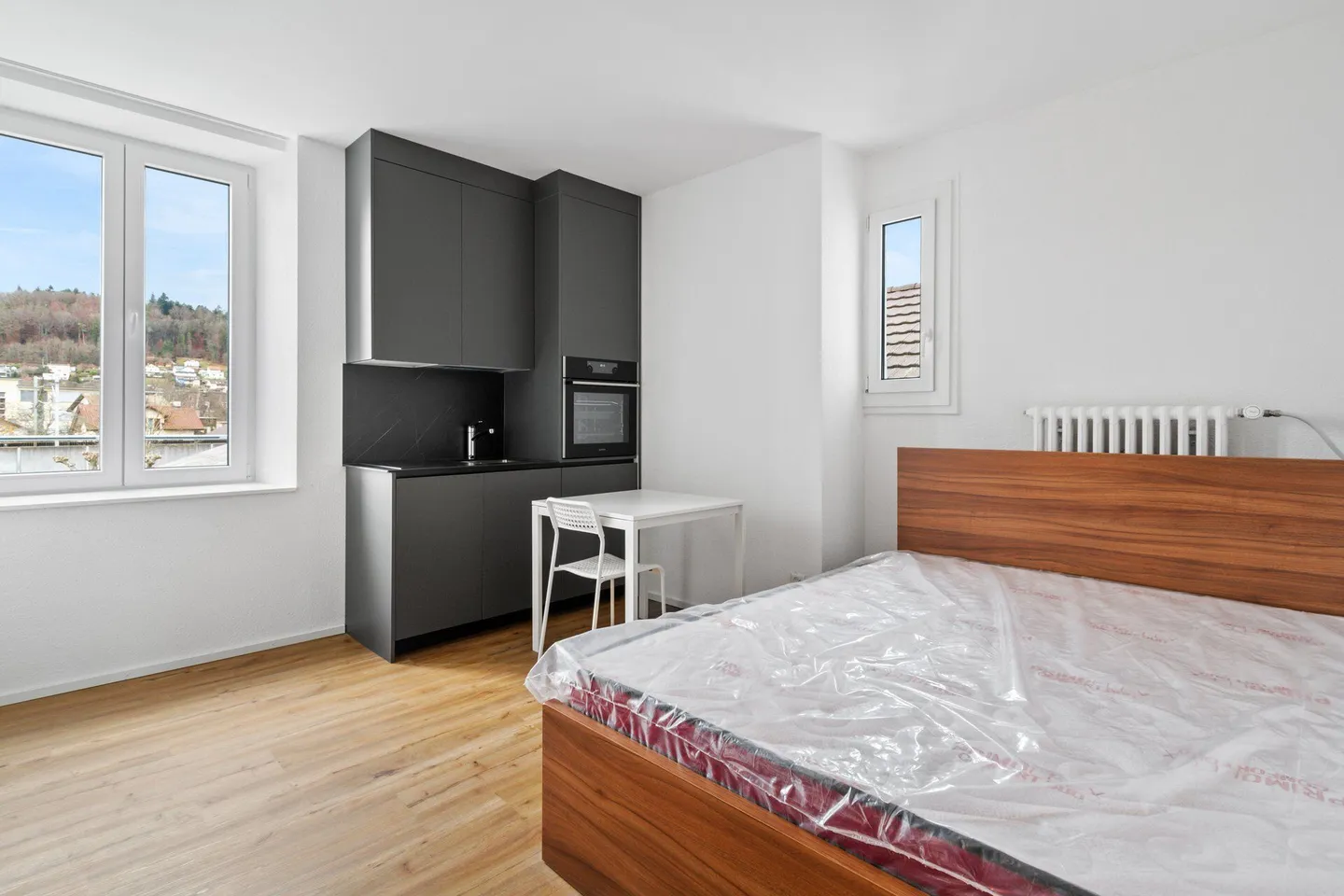 Propriété entièrement louée et rénovée dans un emplacement central - Photo 8 sur 12