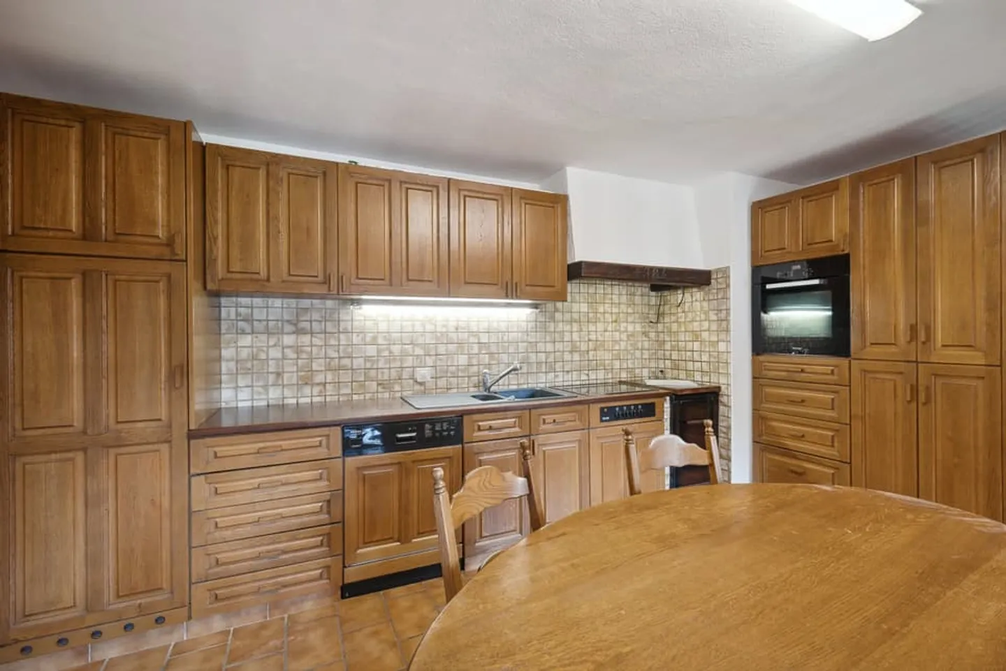 Casa a schiera con area laboratorio - Foto 6 di 13