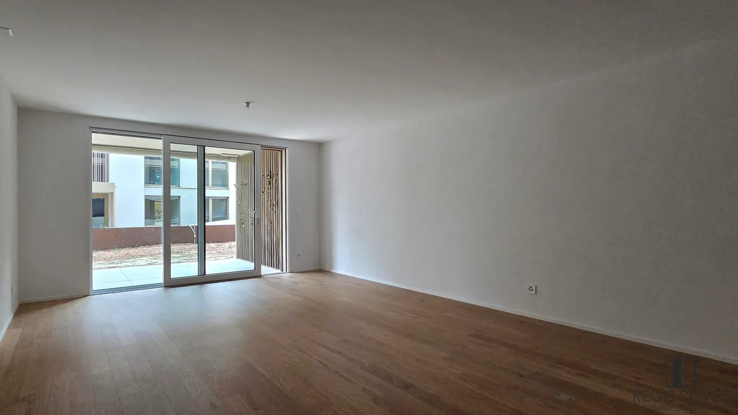 Nouvel appartement 2.5 pièces avec jardin - Photo 3 sur 8