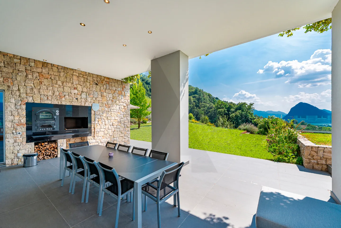 Villa de Luxe avec Vue sur le Lac - Photo 10 sur 13