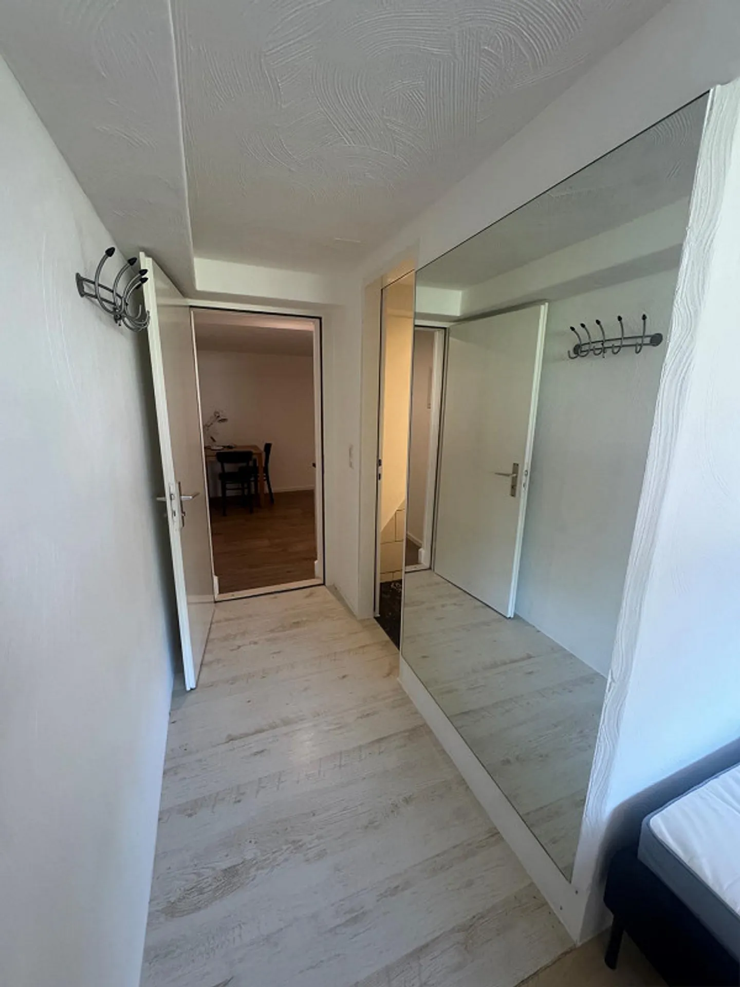 Appartamento ammobiliato di 1.5 locali ai margini di Rhäzüns - Foto 8 di 8