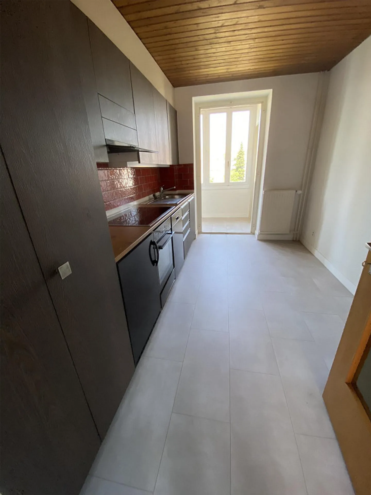 Appartement en maisonette de 3 pièces à Birsfelden - Photo 2 sur 6