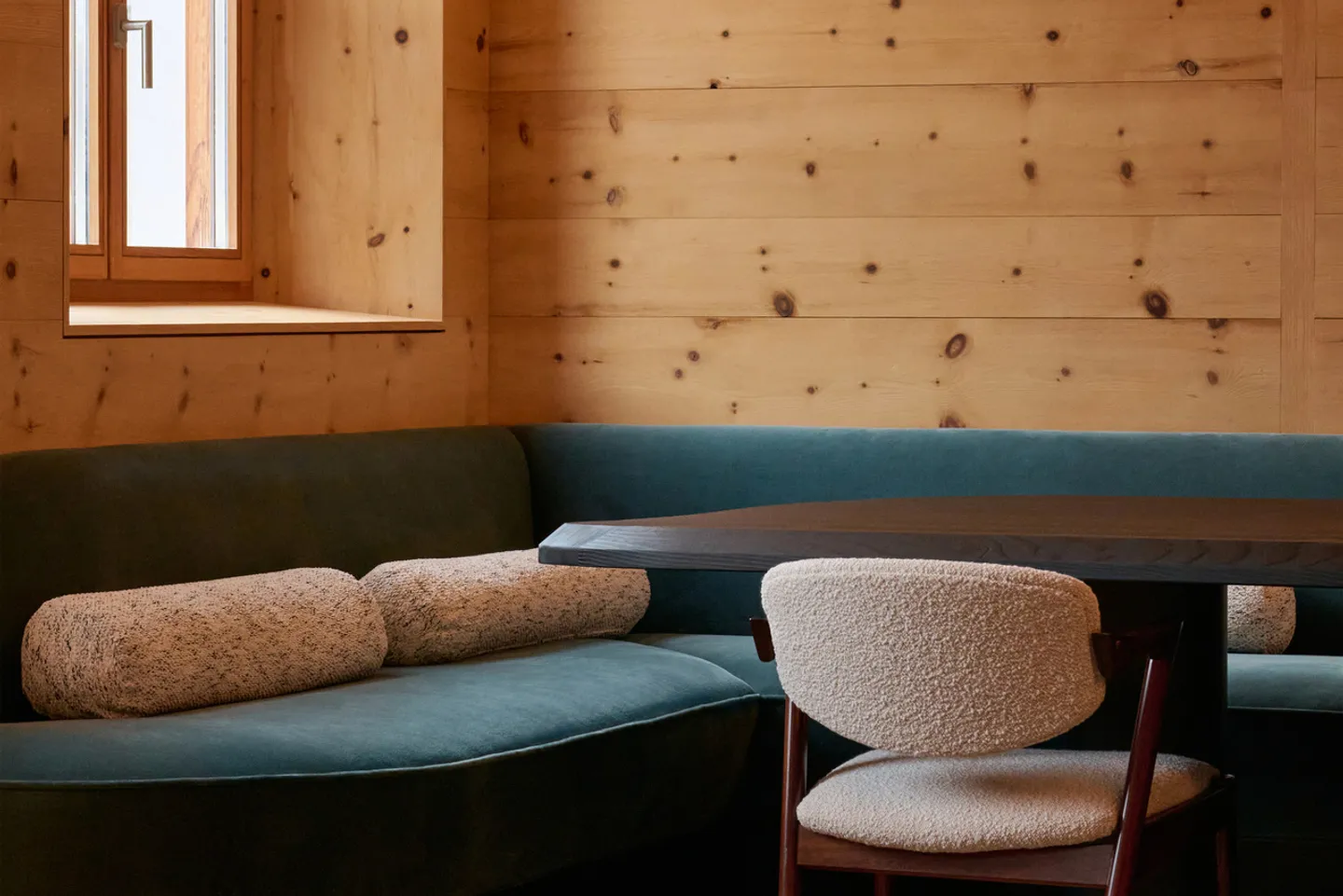Authentic Engadine Jewel - Photo 3 of 12
