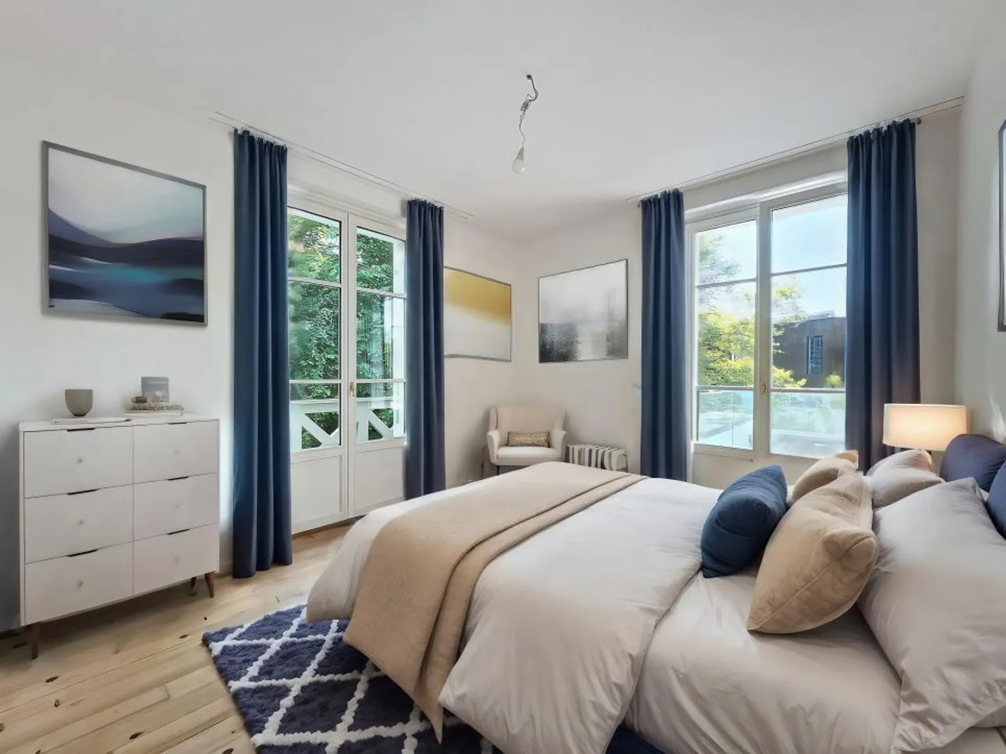 Beautifully Fully Renovated Townhouse - Photo 8 of 13