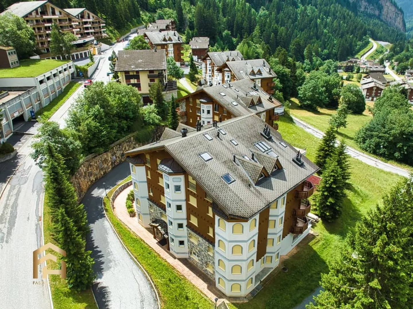 Appartamento elegante 3.5 con balcone e camino in posizione soleggiata a Leukerbad - Foto 11 di 13