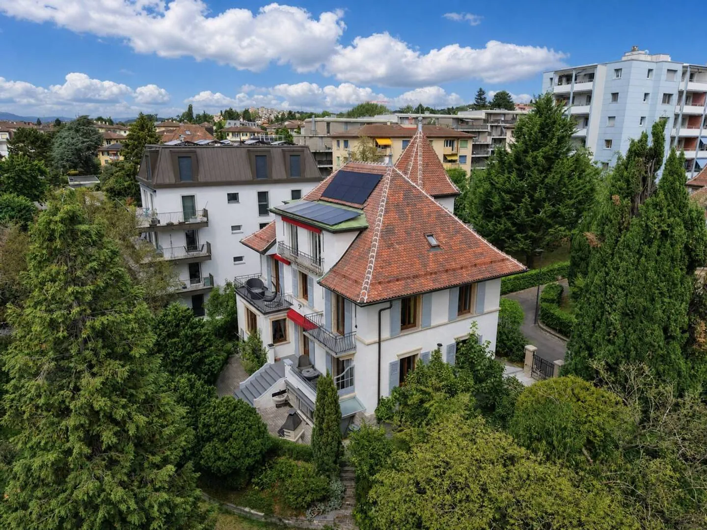 Esclusivo: Casa Padronale con Caratteristiche da Castello - 9 Stanze - Foto 3 di 13