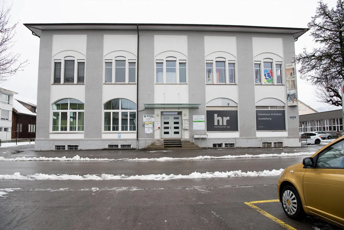 Espace commercial fraîchement rénové avec un charme particulier - Photo 1 sur 6