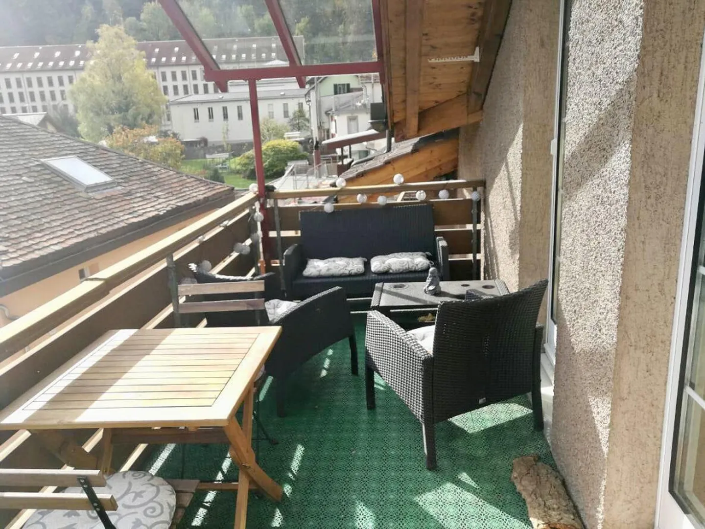 Incantevole appartamento mansardato di 3,5 locali con camino e balcone - Foto 5 di 11