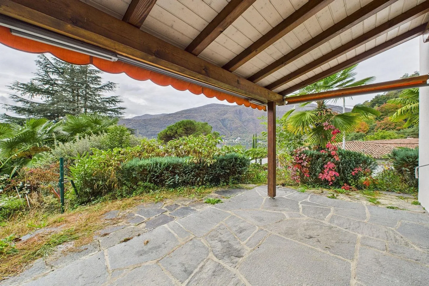 Morcote - 3,5 pièces avec vue splendide et jardin - Photo 1 sur 13