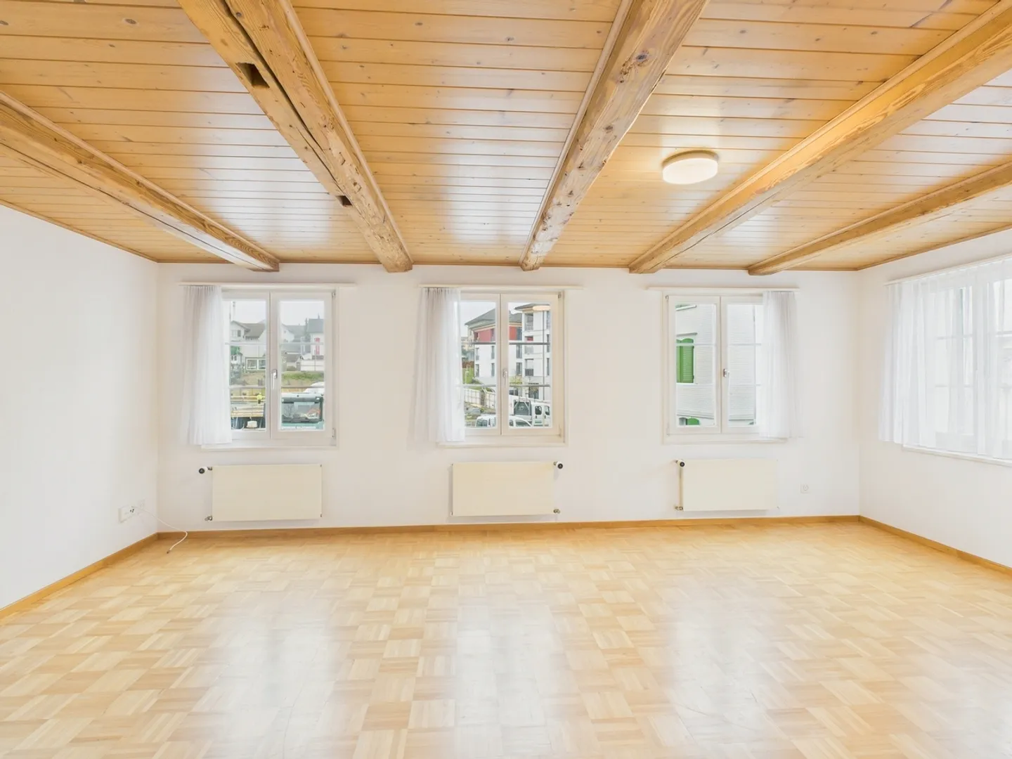 Spacious 5.5-room single-family house in Kirchberg SG - Photo 4 of 13