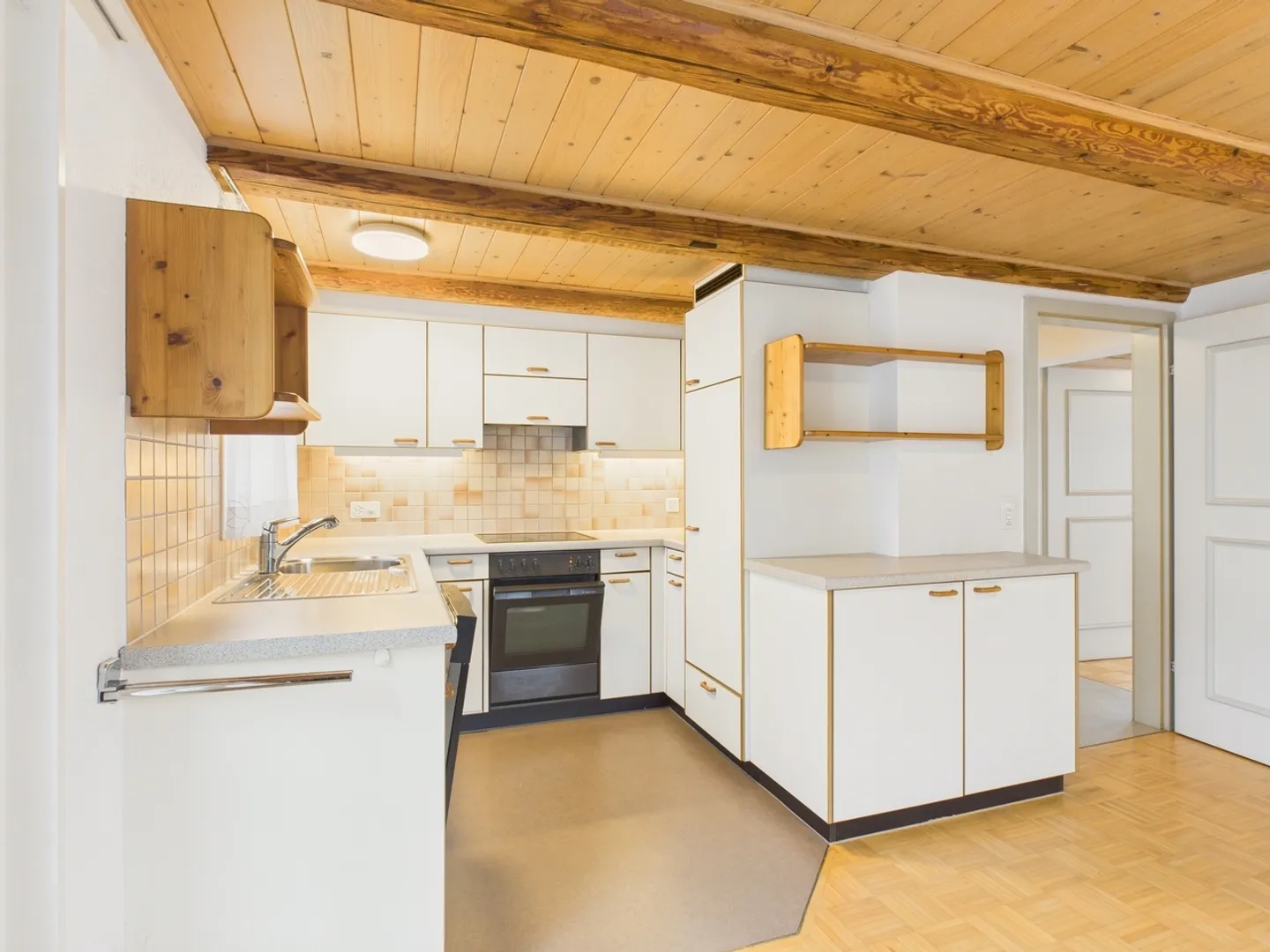 Spacious 5.5-room single-family house in Kirchberg SG - Photo 5 of 13