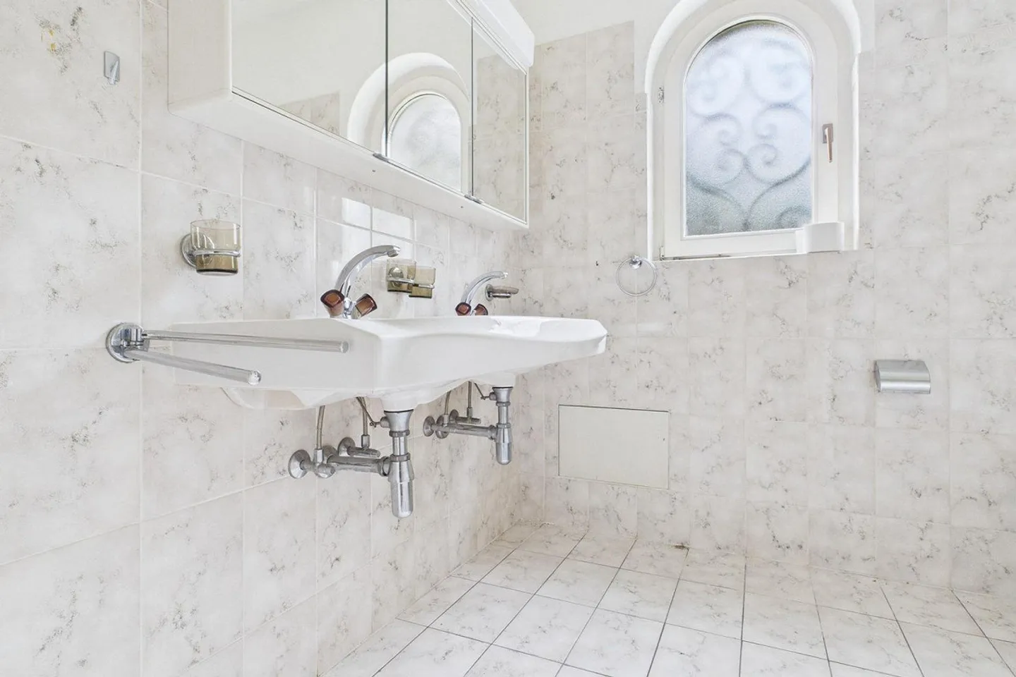 Morcote - 3,5 pièces avec vue splendide et jardin - Photo 9 sur 13