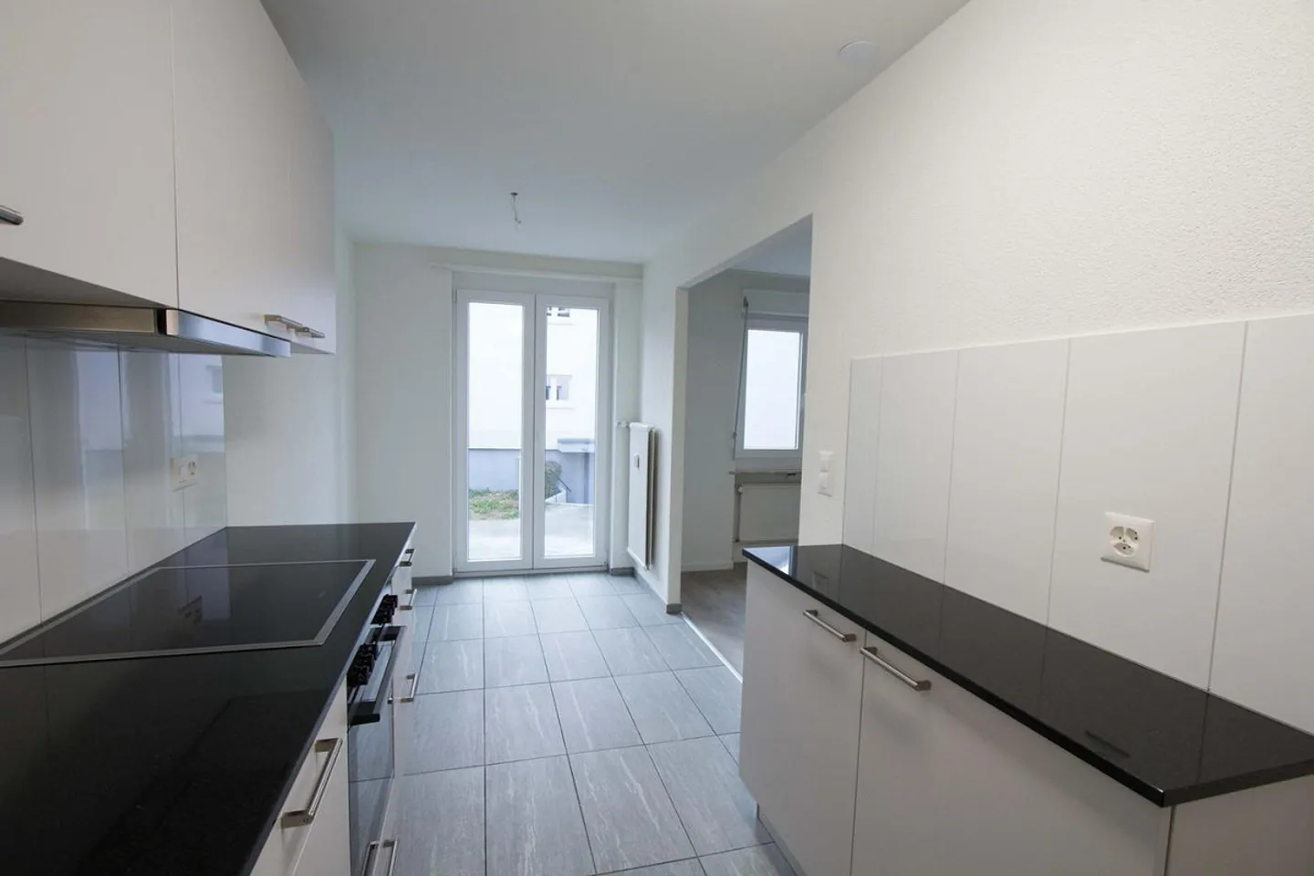 Helle 2-Zimmer-Wohnung in Reinach - Foto 2 von 13