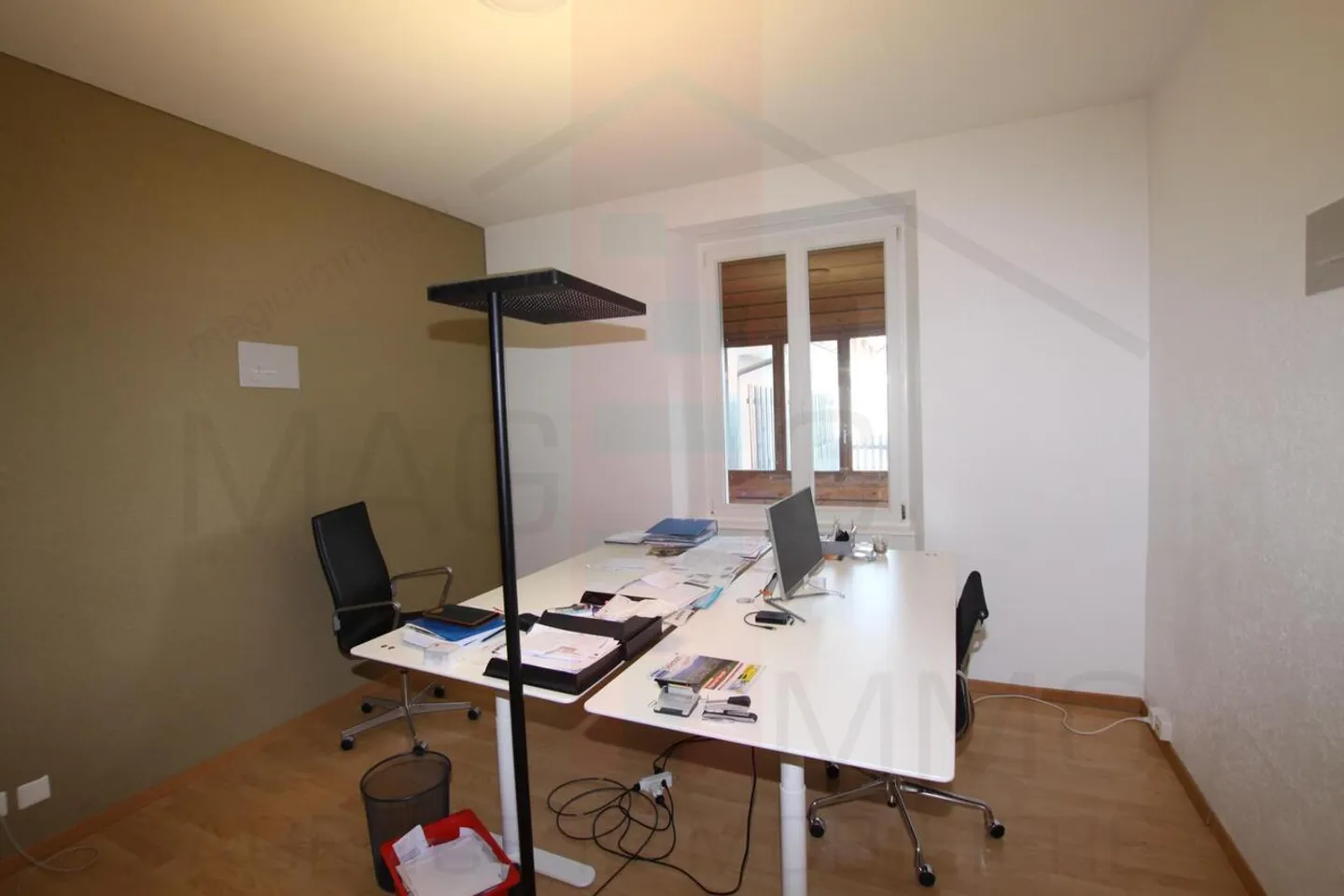 Mischgenutztes Gebäude kaufen - Foto 1 von 18