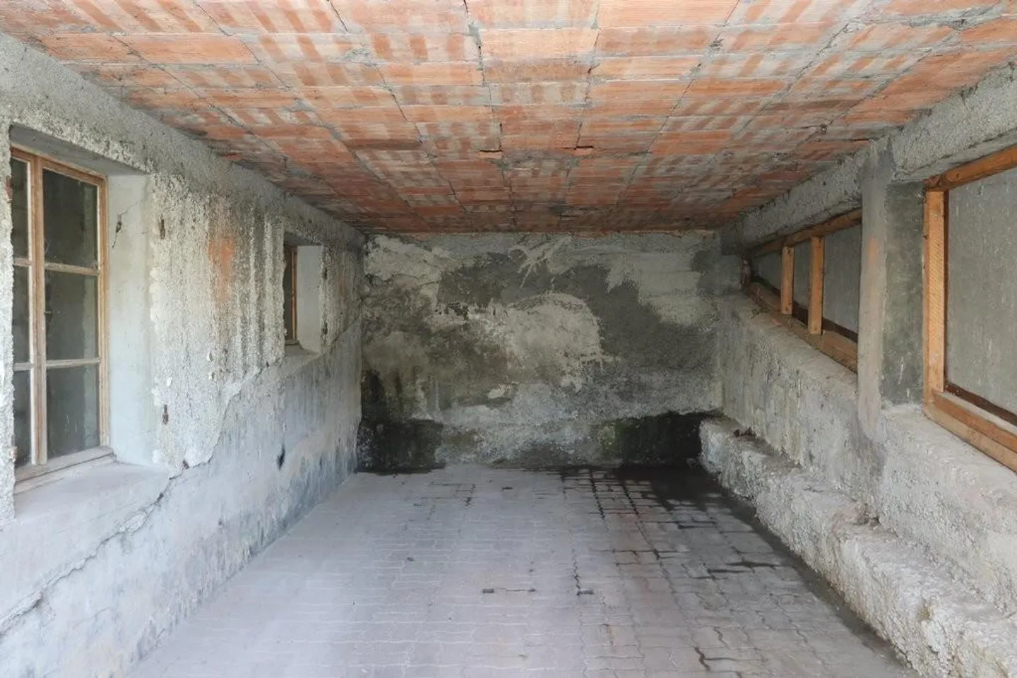 Espace commercial spacieux à louer - Photo 6 sur 6