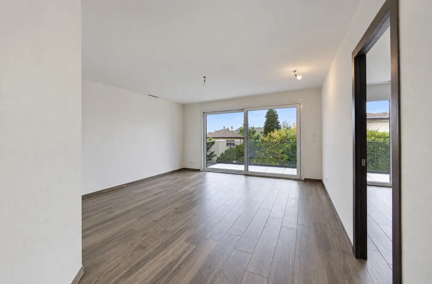 Wunderschöne 2,5-Zimmer-Wohnung mit hochwertigen Ausstattungen - Foto 1 von 7