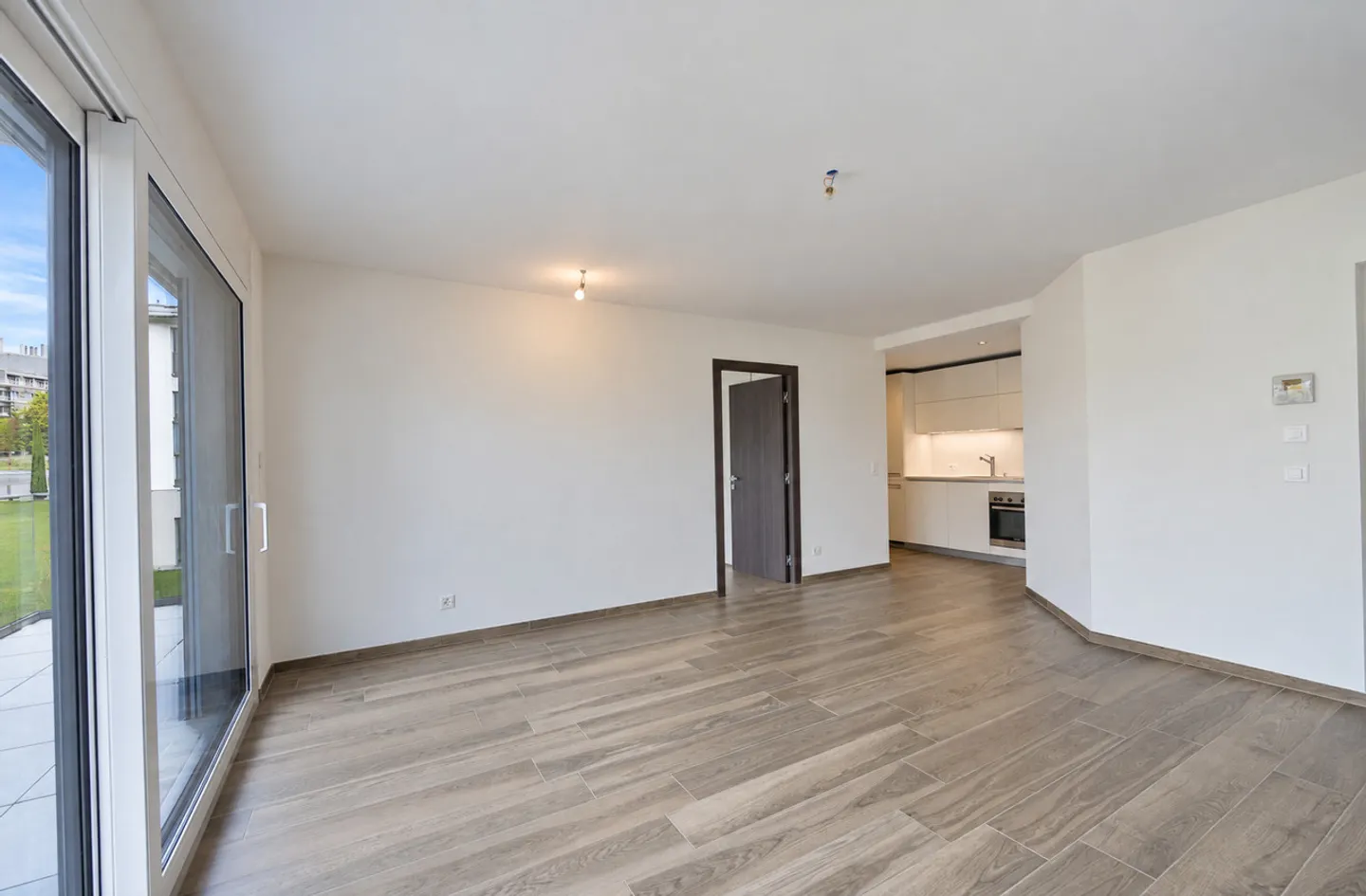 Wunderschöne 2,5-Zimmer-Wohnung mit hochwertigen Ausstattungen - Foto 3 von 7