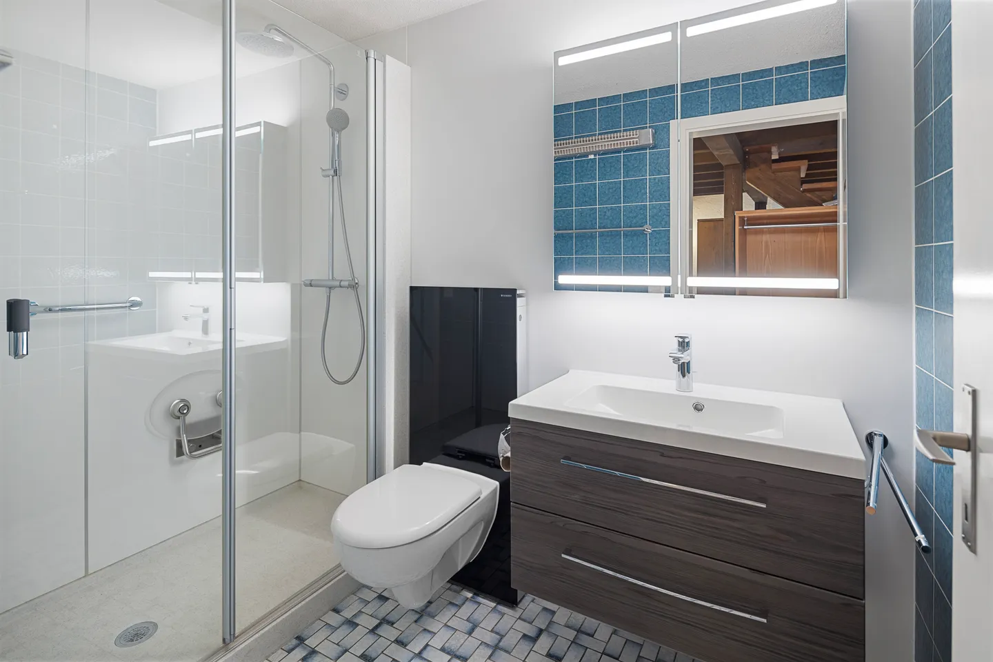 Mehrfamilienhaus mit Potenzial - Foto 7 von 11