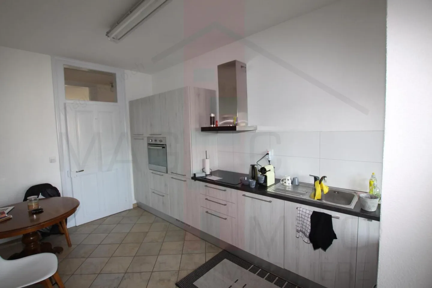 Mischgenutztes Gebäude kaufen - Foto 4 von 18