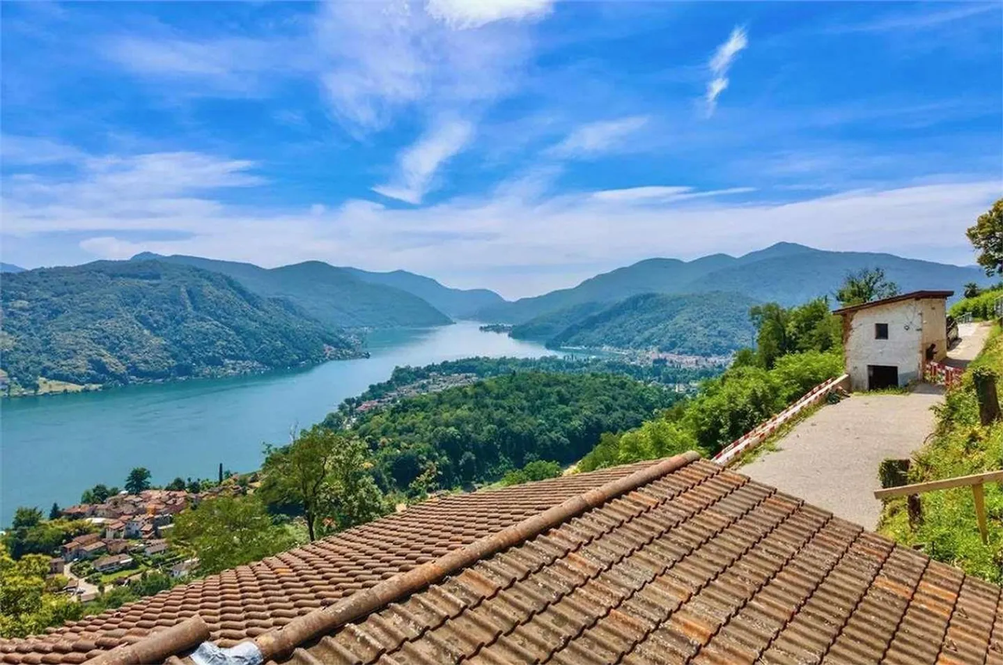Terreno con Casa e Progetto di Ampliamento Approva - Foto 2 di 6