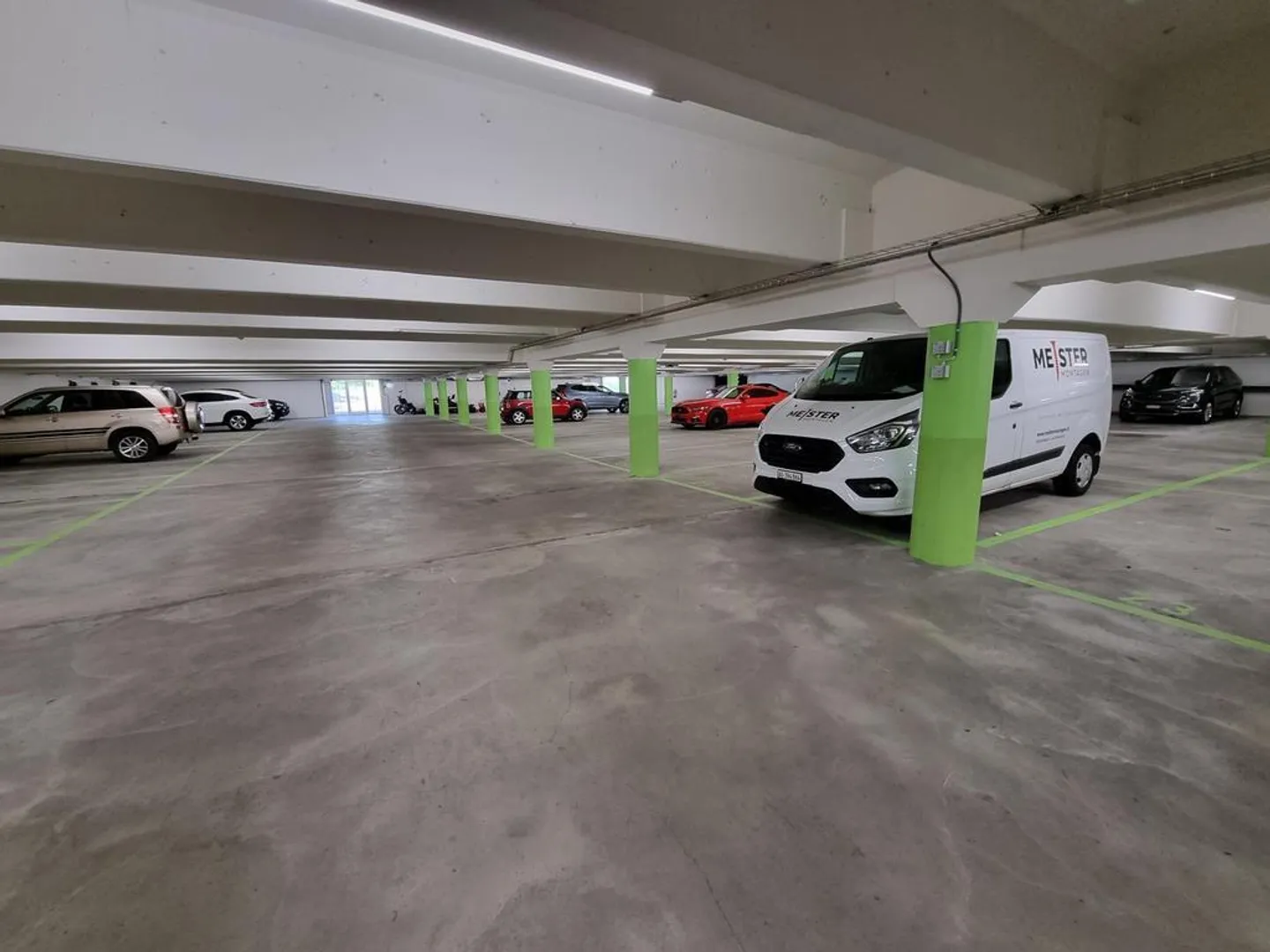 Parkplatz mit 2 Monaten Gratis - Foto 1 von 1