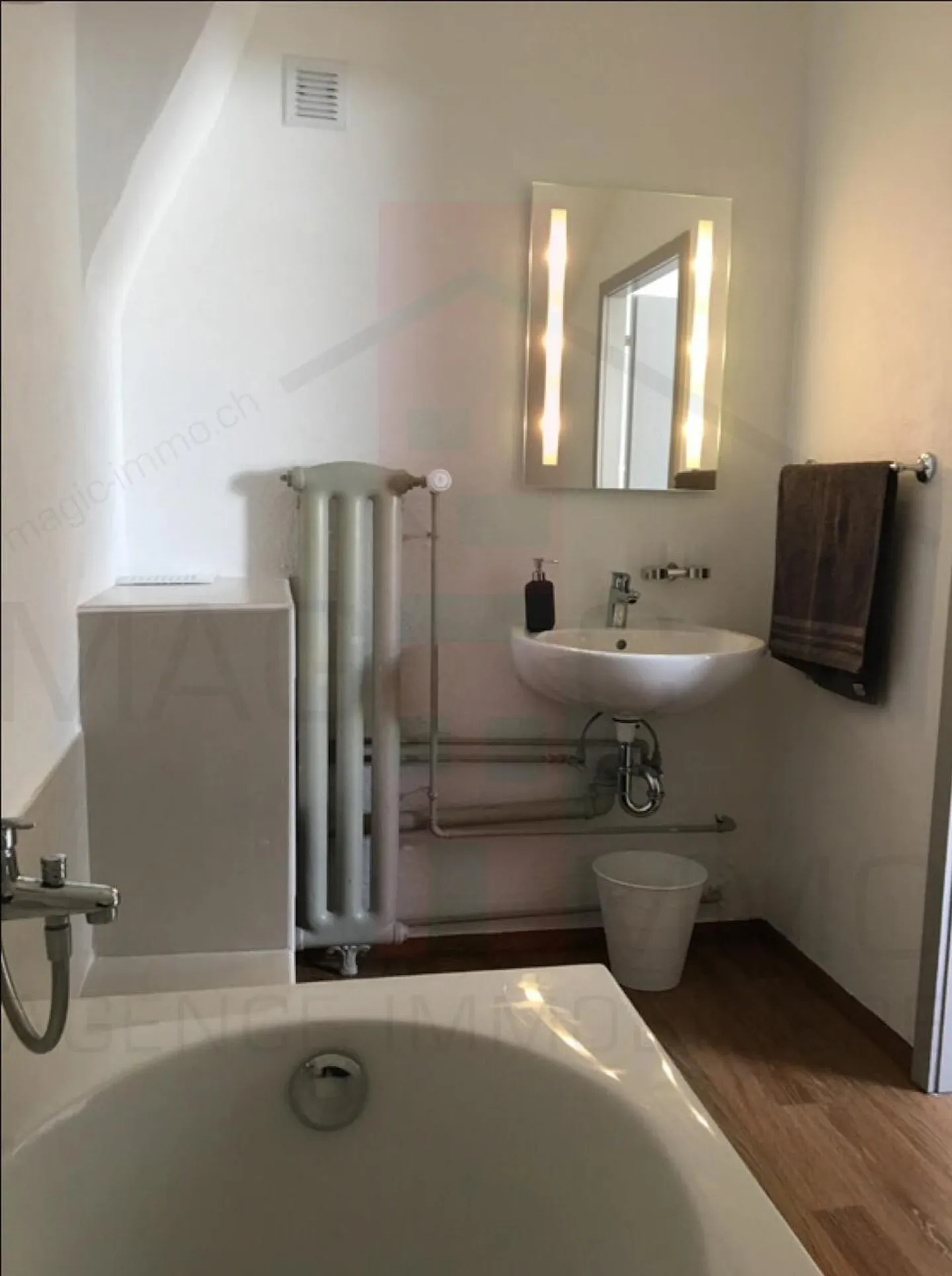 Mischgenutztes Gebäude kaufen - Foto 11 von 18