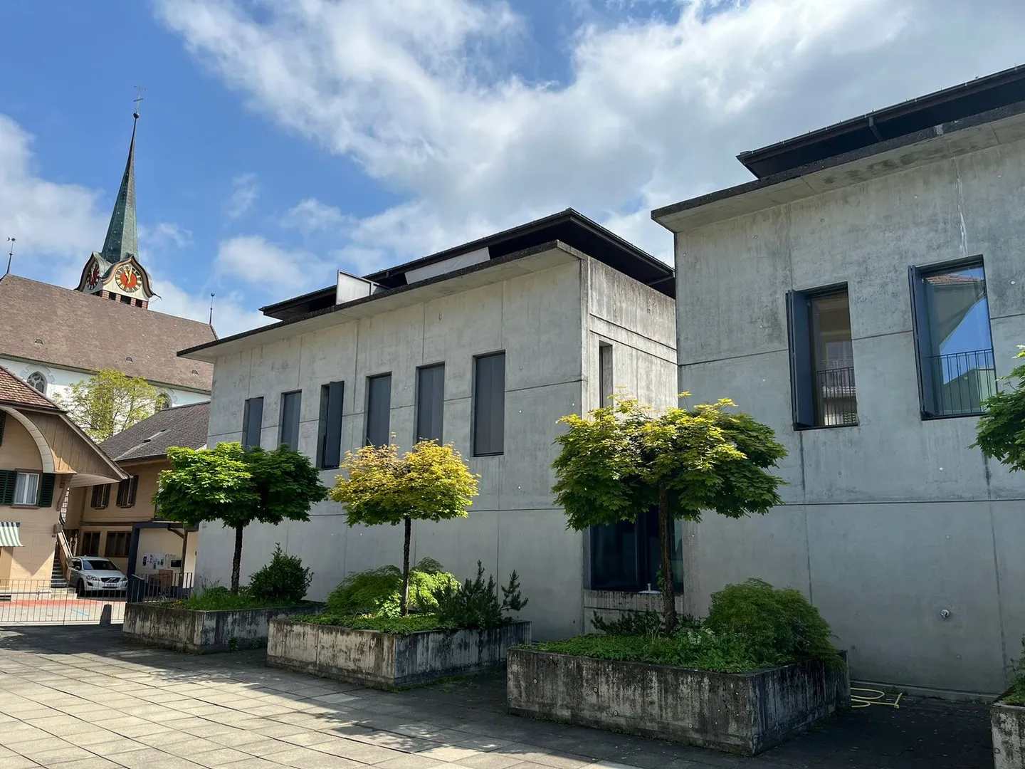 Your new 485 m² sales and storage space in the heart of Langnau i.E - Photo 1 of 7