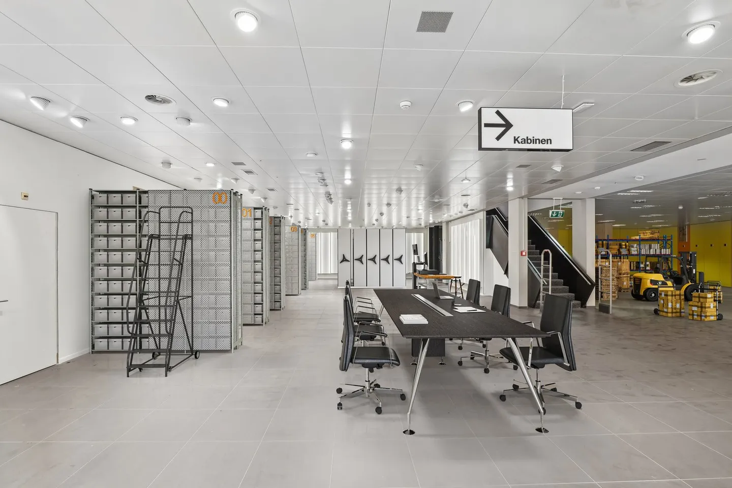 Your new 485 m² sales and storage space in the heart of Langnau i.E - Photo 6 of 7