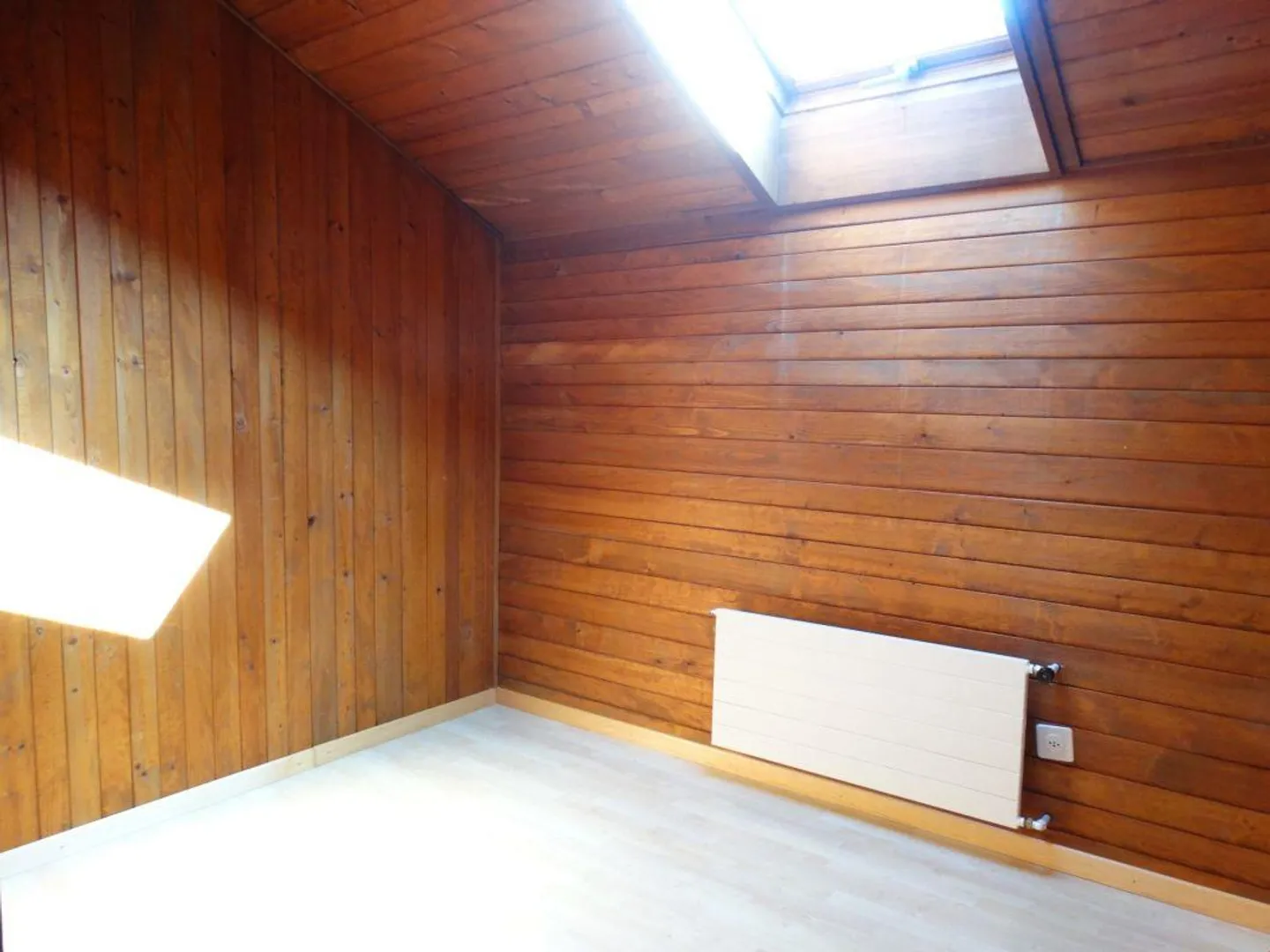 Cozy 3-room attic apartment - Photo 5 of 6