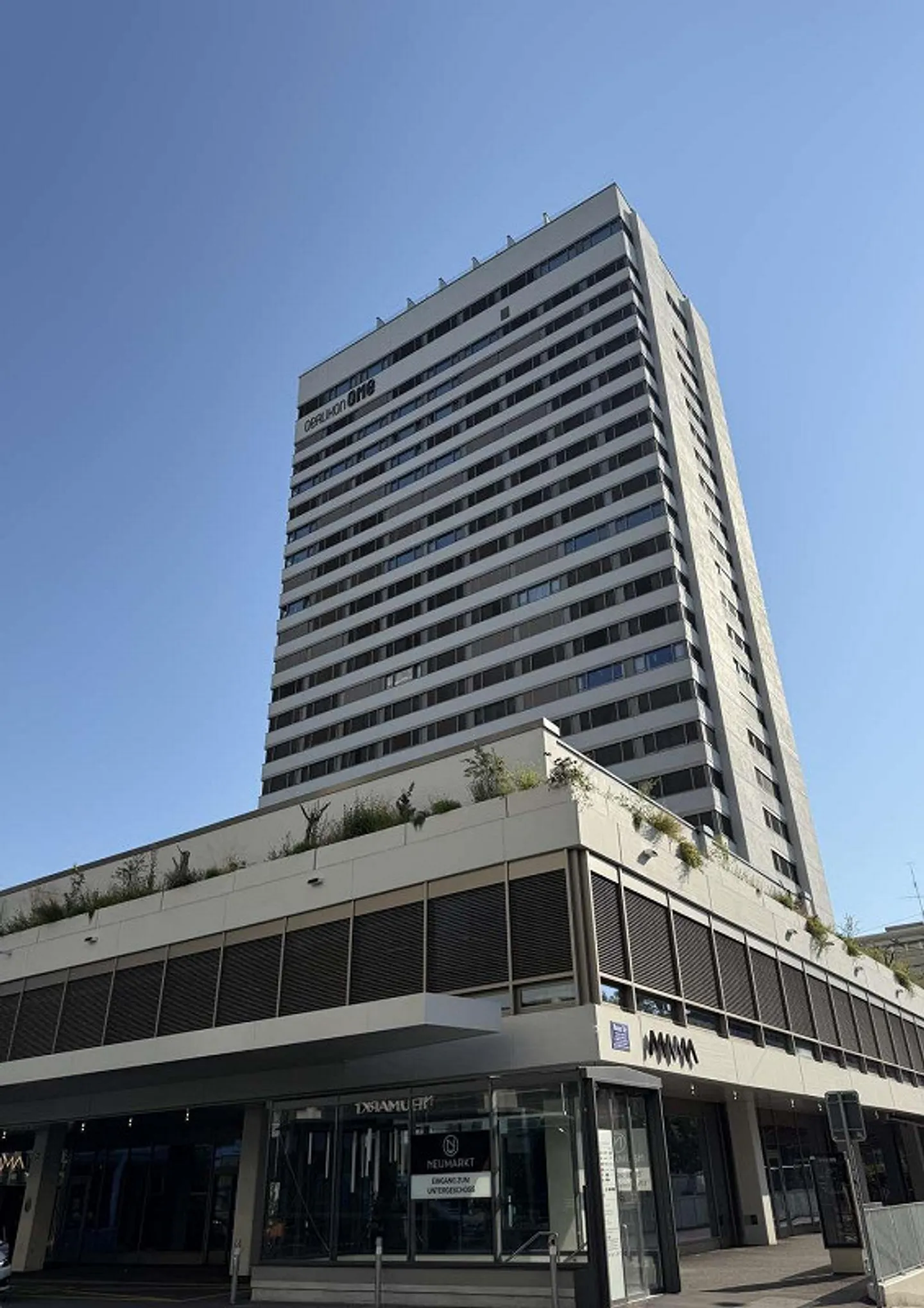 Appartement moderne avec vue spectaculaire - Photo 1 sur 9