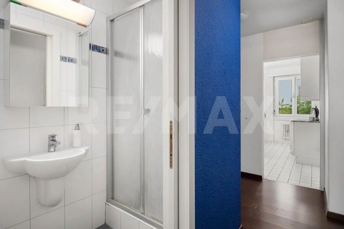 Beautiful 4-room apartment with wonderful views of Lake Zurich - Photo 11 of 13