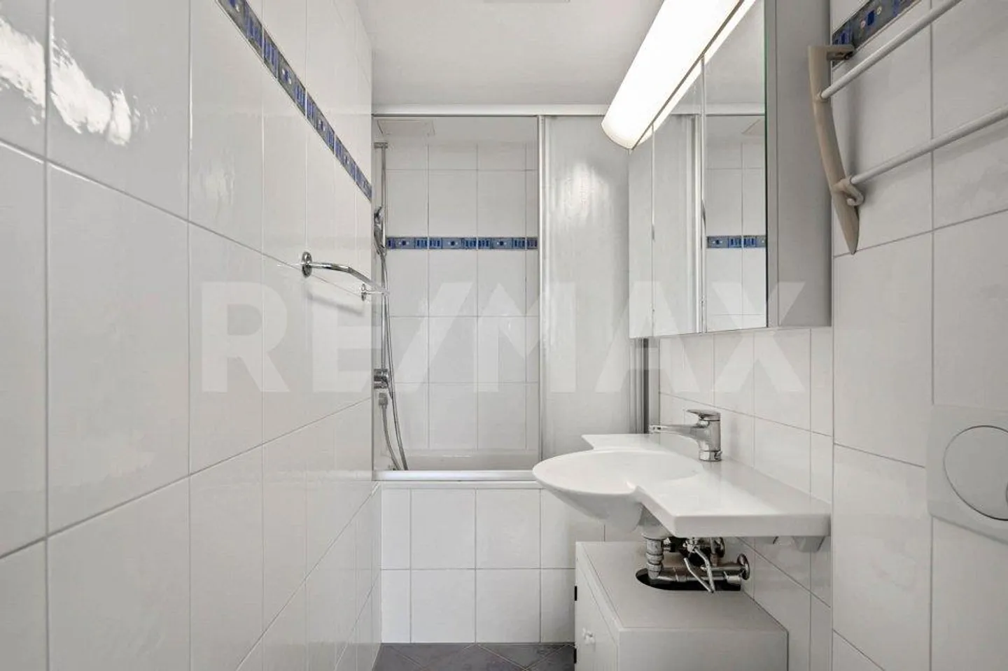 Beautiful 4-room apartment with wonderful views of Lake Zurich - Photo 12 of 13