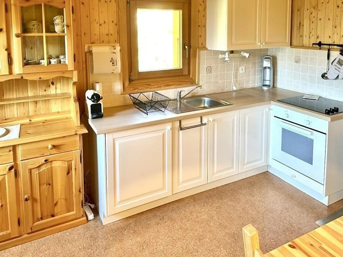 Chalet with two apartments in a very quiet, sunny location - Photo 8 of 30