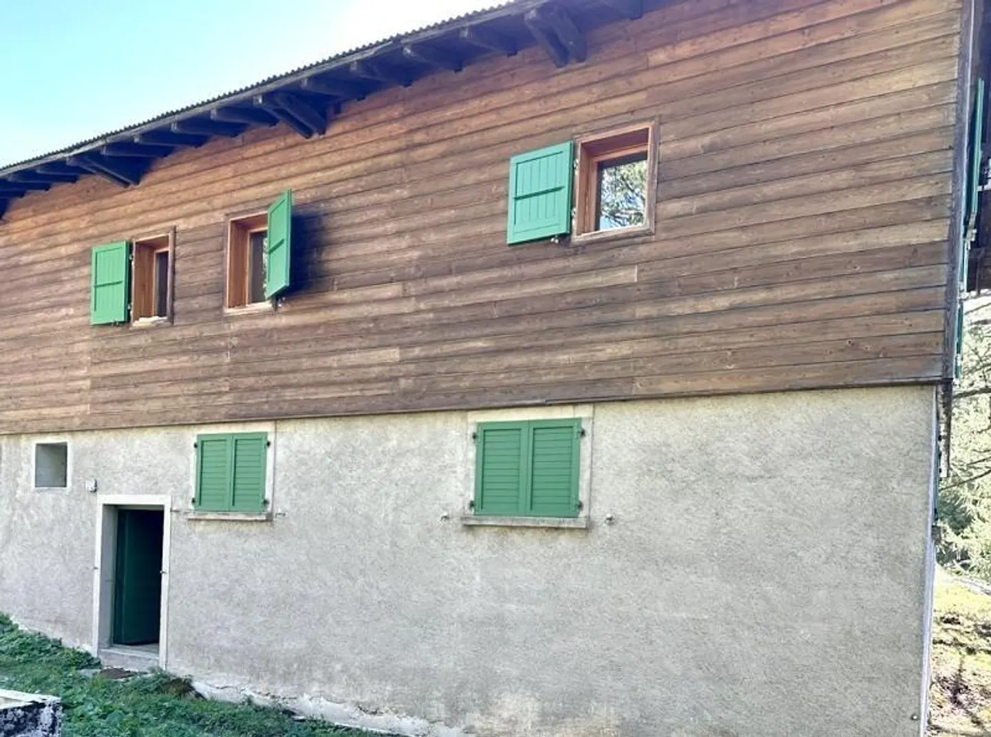 Chalet with two apartments in a very quiet, sunny location - Photo 25 of 30